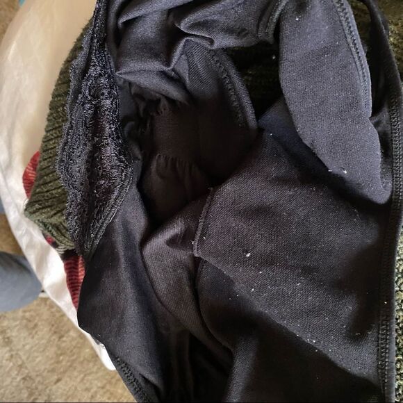 Black goth/emo Cropped Lace Bra Tank Top - Picture 4 of 4